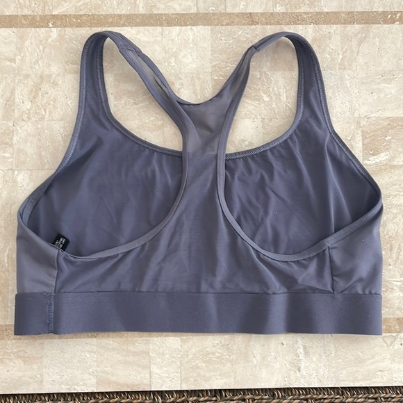 Victoria Secret The Player sports bra - Picture 2 of 6